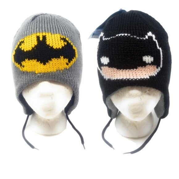 DC Comics Batman Kids Hat Reversible Lined Winter Beanie Hat for Boys - Picture 1 of 5